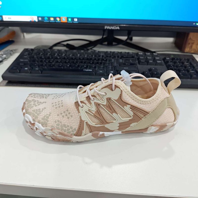 thumbnail image 2 of Zapatos de agua unisex sin resbalones Ligerosas Aqua Show Secado rápido Beresk Beach Shoes Sweakers para deportes de agua, 2 of 2